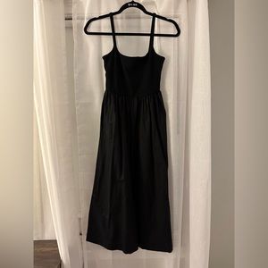 Old Navy Maxi Dress. Never worn. black size XS